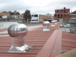 Bogotá is retrofitting old hospital buildings so they are more energy efficient.