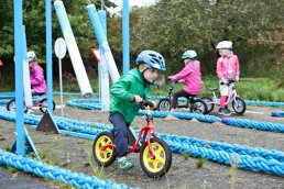 Children playing in a park in Furesø Municipality.